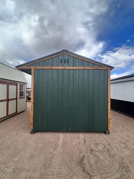 10x20 Loafing Shed w/Tackroom 5