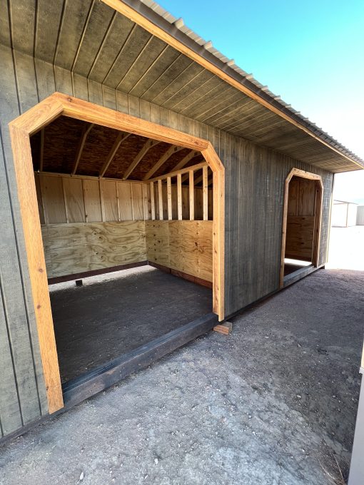 12x32 Loafing Shed w/Tackroom 7