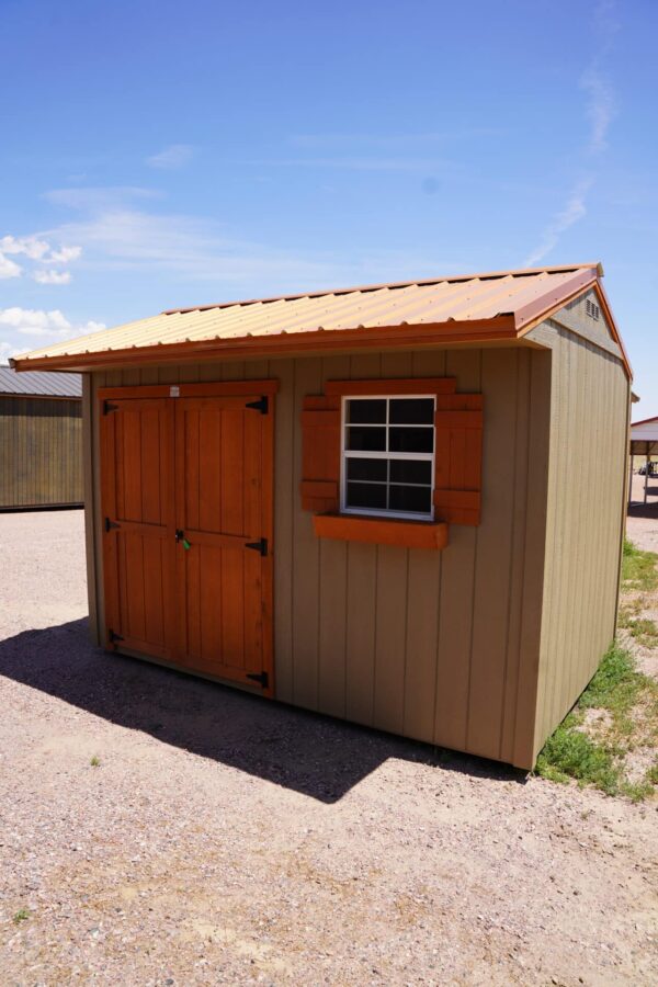 8x12 Tackroom Style