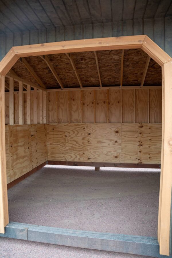 12x32 Loafing Shed w/ Tackroom - Image 3