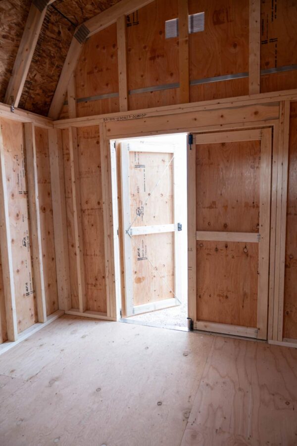 10x12 Barn Style - Image 3