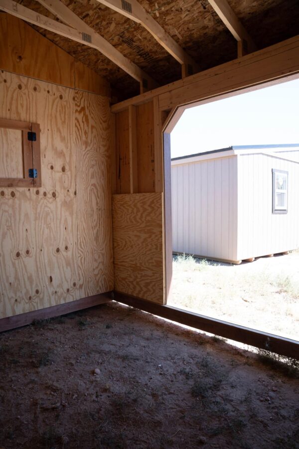 10x20 Loafing Shed with Tackroom - Image 5