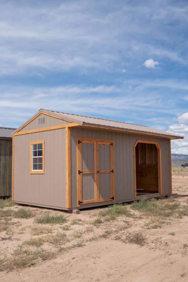 10x20 Loafing Shed w/ Tackroom