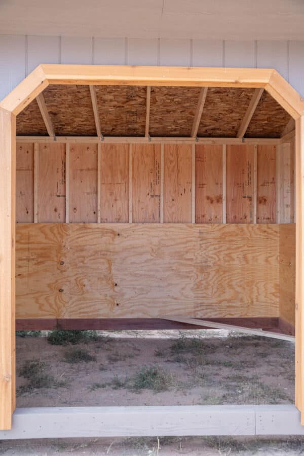 10x20 Loafing Shed w/ Tackroom - Image 2