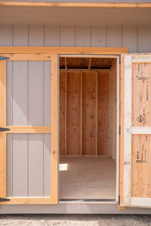 10x20 Loafing Shed w/ Tackroom - Image 6
