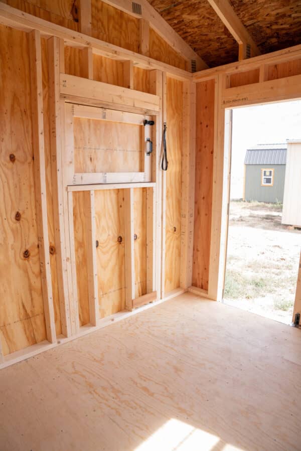 10x20 Loafing Shed w/ Tackroom - Image 7