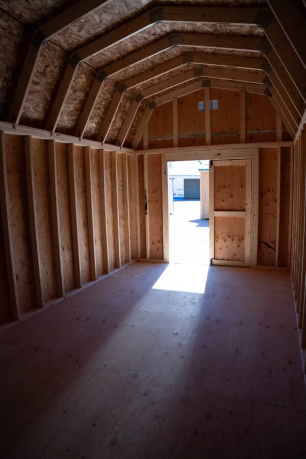 10x20 Barn Style - Image 4