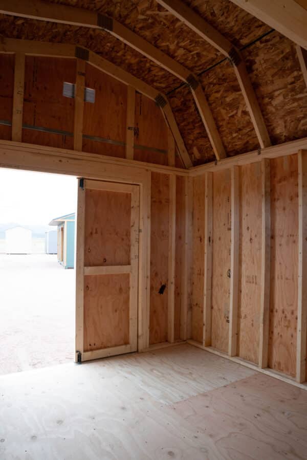 10x12 Barn Style - Image 4