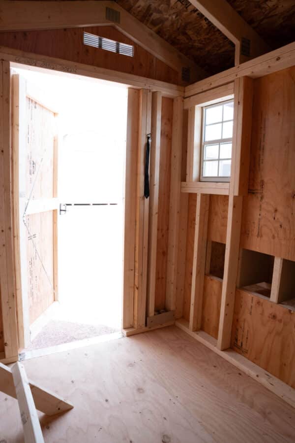 6x8 Chicken Coop - Image 3