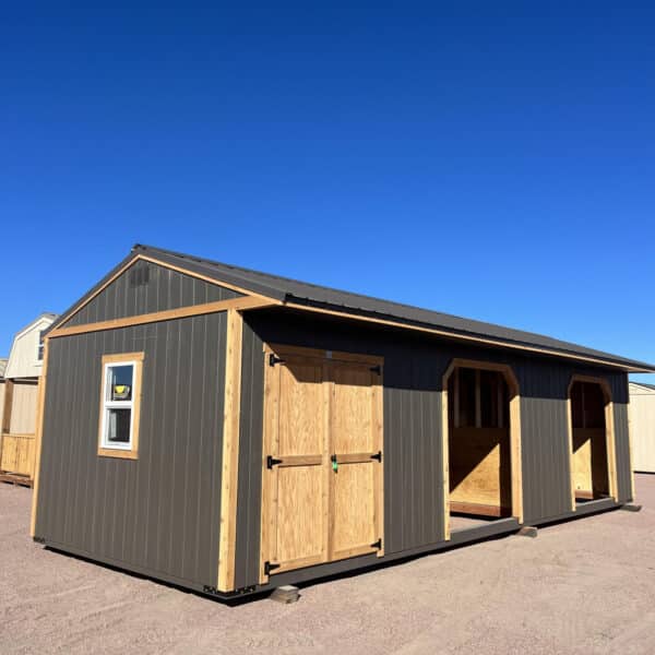 12x32 Loafing Shed w/ Tackroom