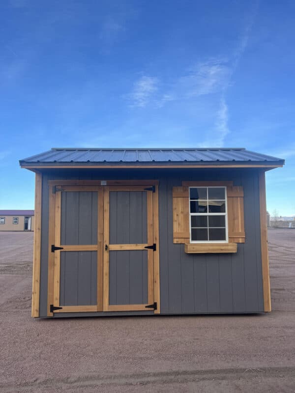 8x12 Tackroom Style