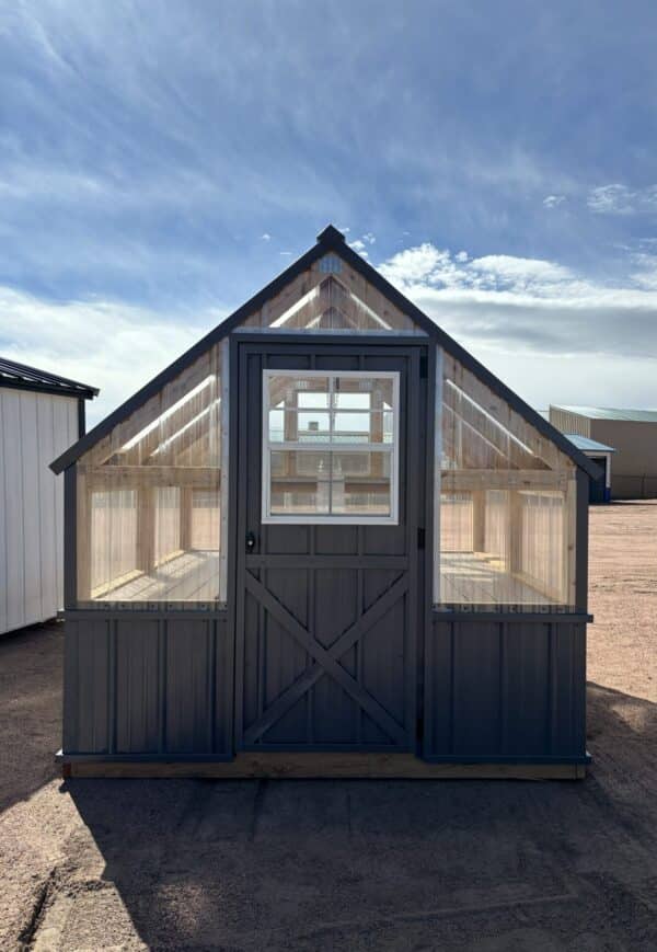 8x8 Green House