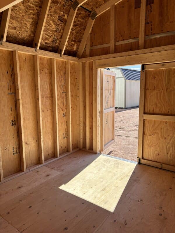 10x12 Barn Style - Image 2