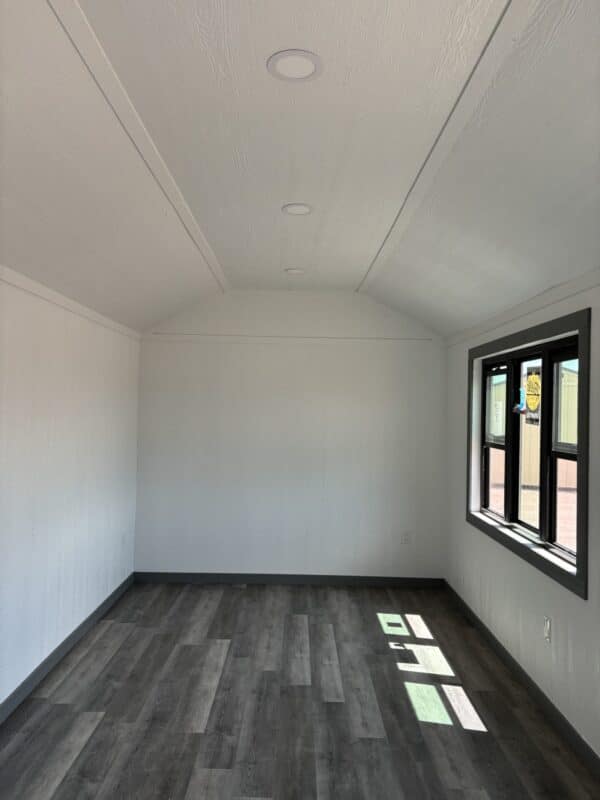 10x20 Studio Gable - Image 7