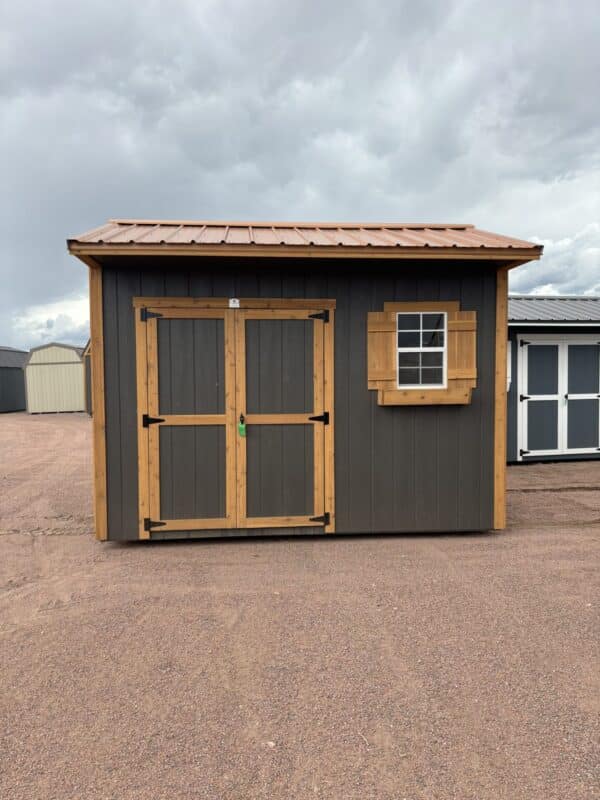 8x12 Tackroom Style