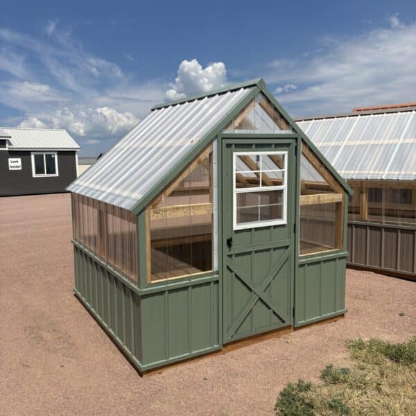 8x8 Green House