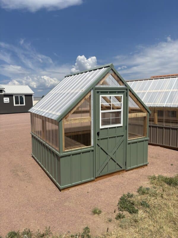 8x8 Green House