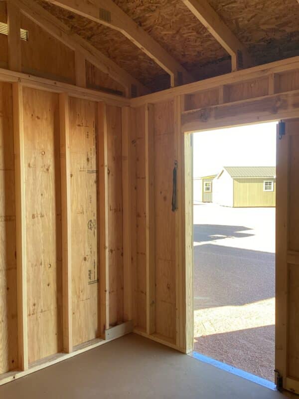 10x20 Loafing Shed w/ Tackroom - Image 3